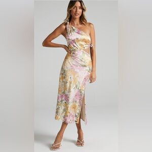 SHOWPO GLAUCUS MIDI DRESS ONE SHOULDER CUT OUT DRESS, SIZE 2